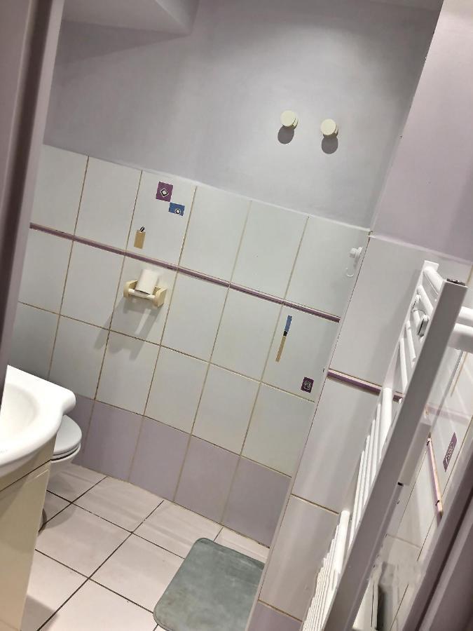 Appartement De Charme Dans Le Quartier Historique Тюл Екстериор снимка